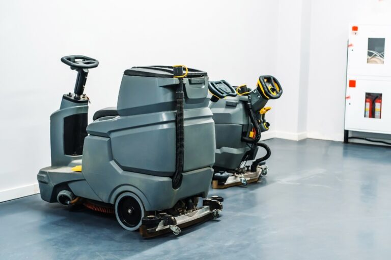 Commercial Floor Scrubbers Driers UAE